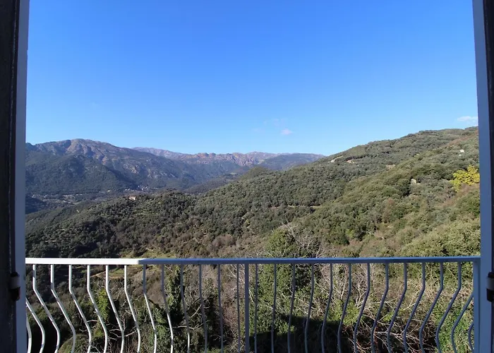 Villa Santine Avec Terrasses Et Vue Panoramique Meuble Tourisme 4 Etoiles
