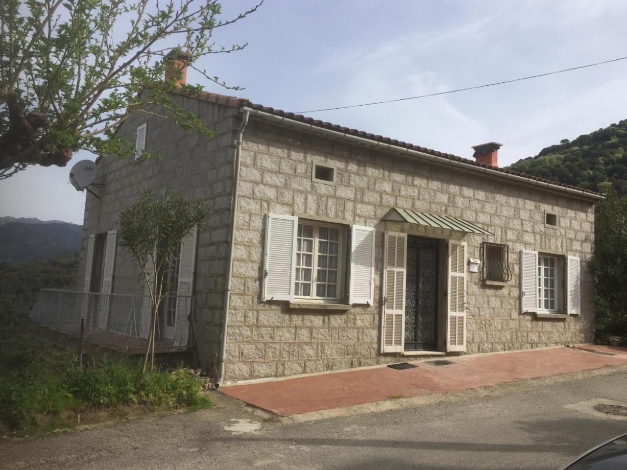 Santine Avec Terrasses Et Vue Panoramique Meuble Tourisme 4 Etoiles Villa *