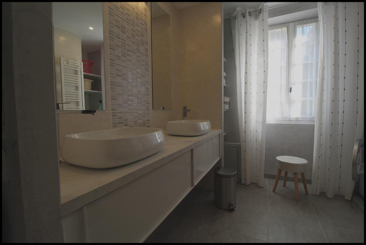 Villa Santine Avec Terrasses Et Vue Panoramique Meuble Tourisme 4 Etoiles *